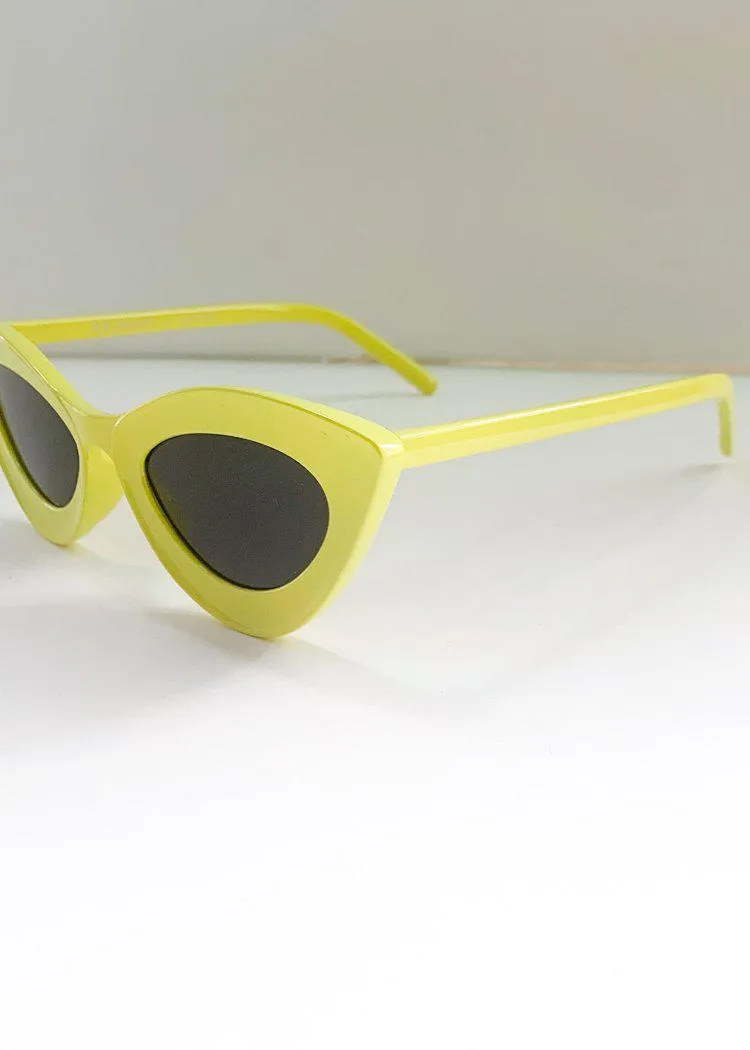 AJ Morgan Squeeze Me Trendy Cat Eye Sunglass - Lime Green