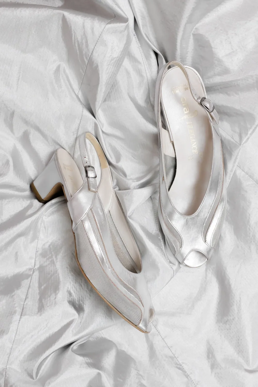 LUCID SILVER LEATHER 39 40 SANDALS