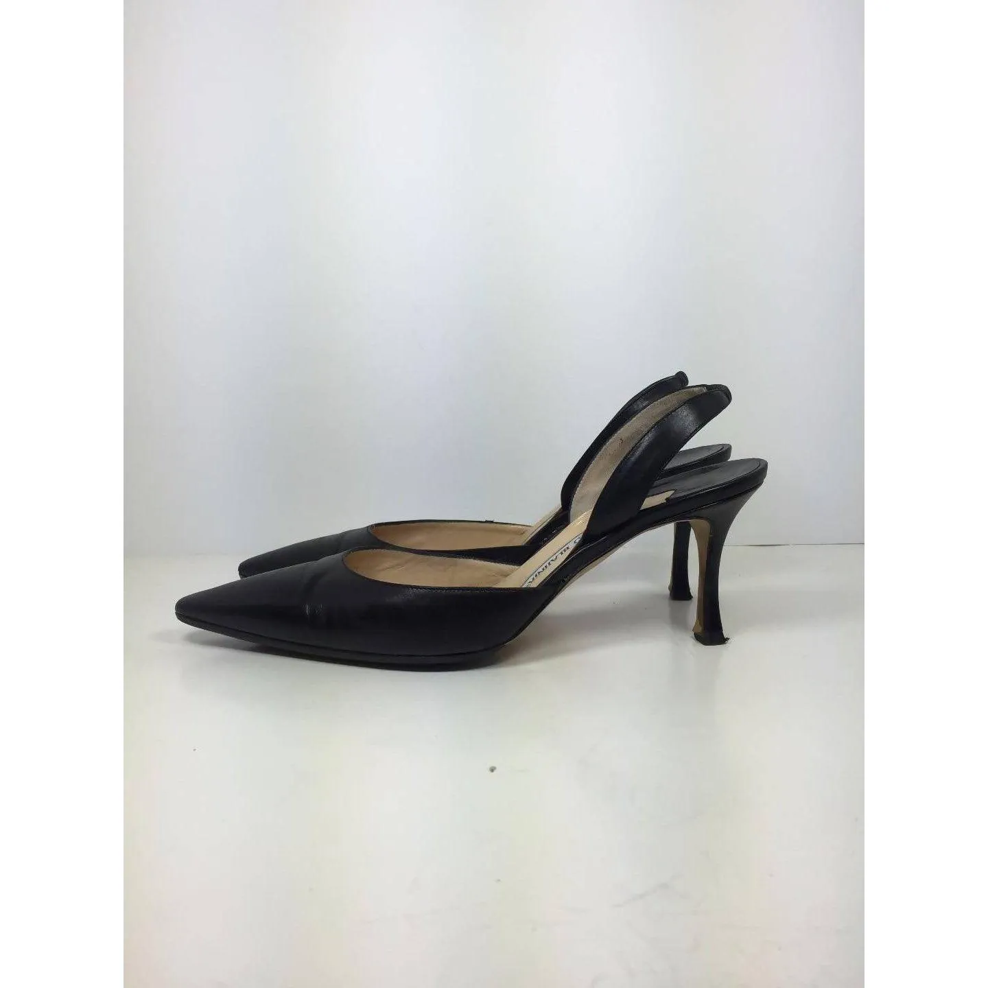 MANOLO BLAHNIK Black Slingback Leather Pumps | US 8 - EU 38 1/2