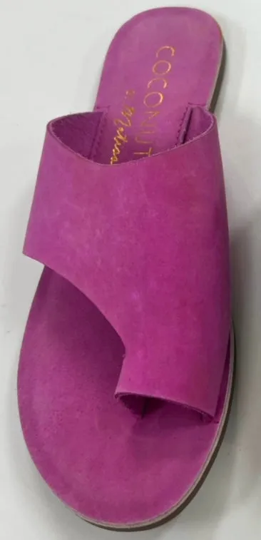 Oscar Sandals in Magenta