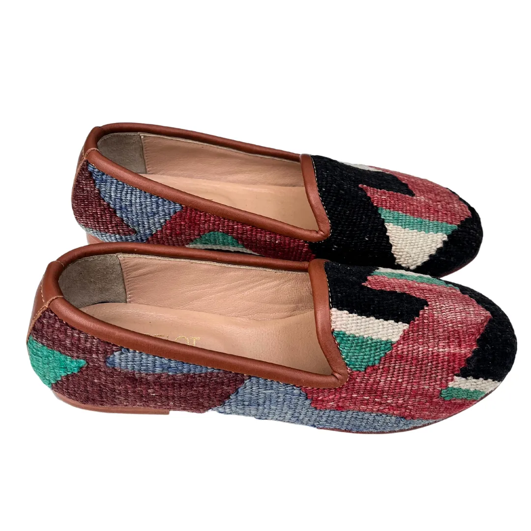 Women's Turkish Kilim Loafer Red & Black Design